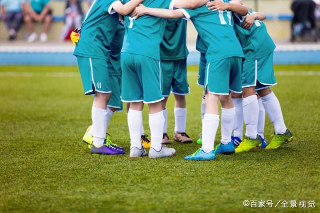 亚运会国羽一哥石宇奇逆转晋级 力争男单冠